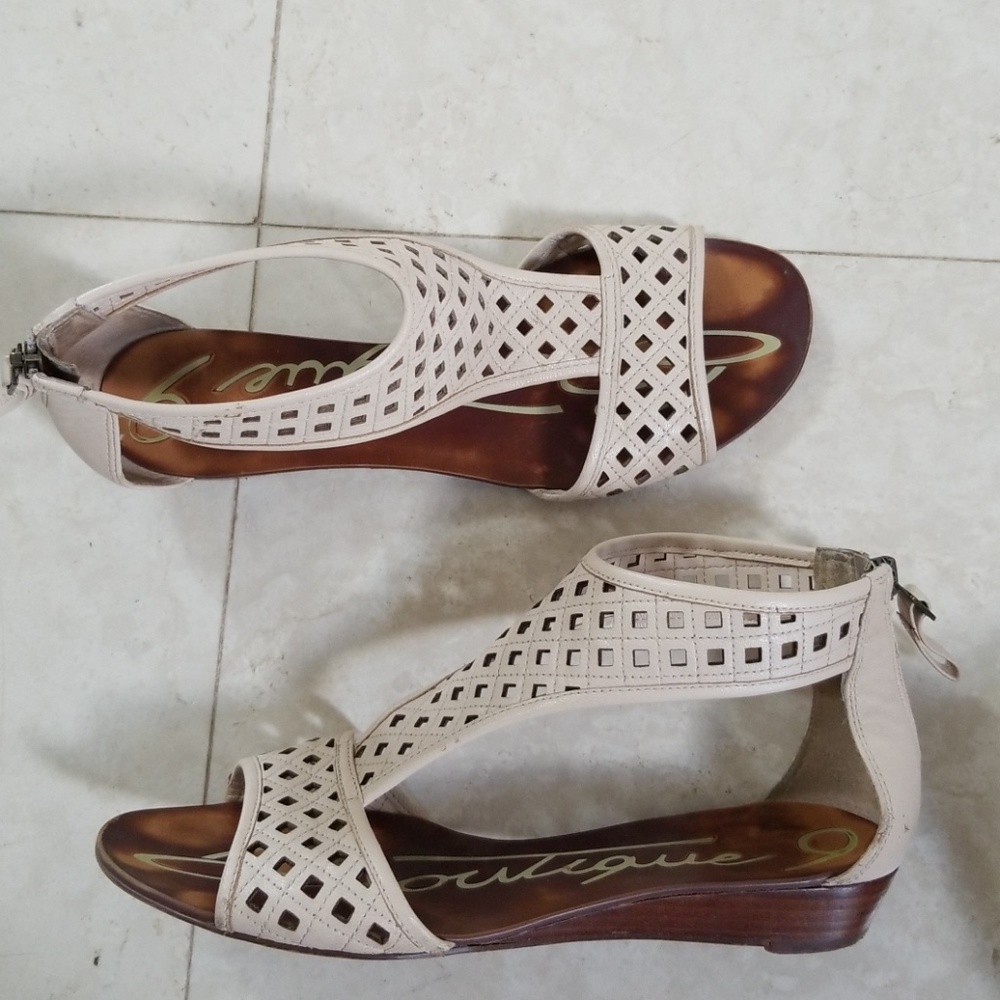Boutique 9 leather laser cut sandals us 8